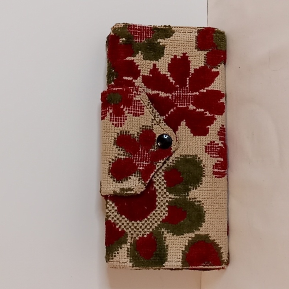 VINTAGE Floral Petite Point Tapestry & Leather Tri-fold Wallet / Clutch